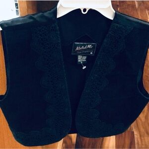 Kaktus Black Crochet Detail Vest